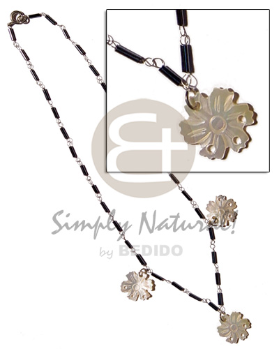 black cut glass beads in metal looping  dangling 3 20mm flower hammershells - Teens Necklace
