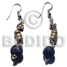 dangling wood beads and 4-5mm coco Pokalet in gold tones - Wood Earrings
