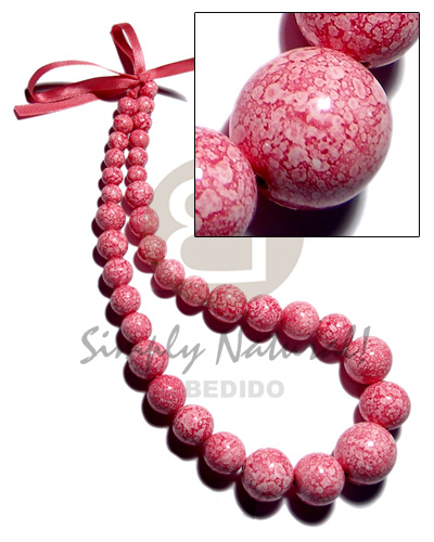 35 pcs. of  round wood beads graduated sizes- 30mm/25mm/20mm/15mm/10mm in high gloss polished paint in ribbon / in marbleized pink/white tones - Wood Necklace