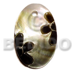 Oval blacklip natural skin Carved Pendants