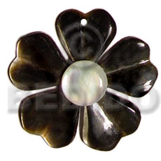 blacklip 5 hearts petal  hammershell nectar 45mm - Carved Pendants