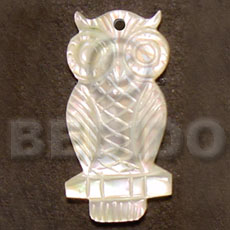 Owl mop carving 40mm Carved Pendants