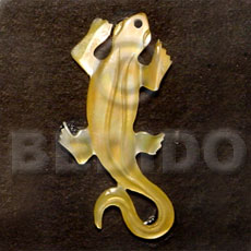 hand made Lizard carving mop 45mm Carved Pendants