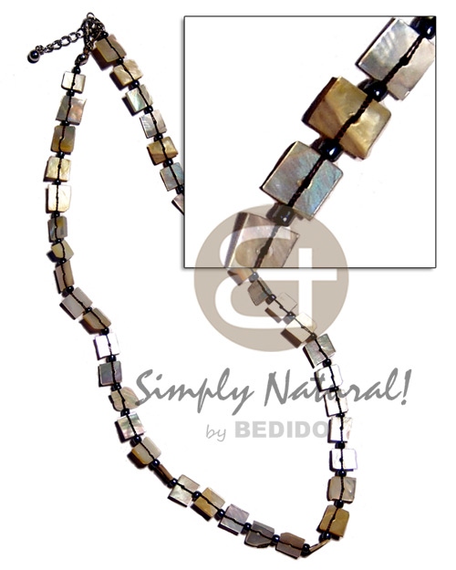 hand made Floating mop chips Choker Necklace