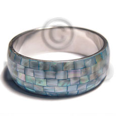 aqua blue kabibe shell  blocking in 1in. metal casing / inner diameter 65mm - Inlaid Metal Bangles