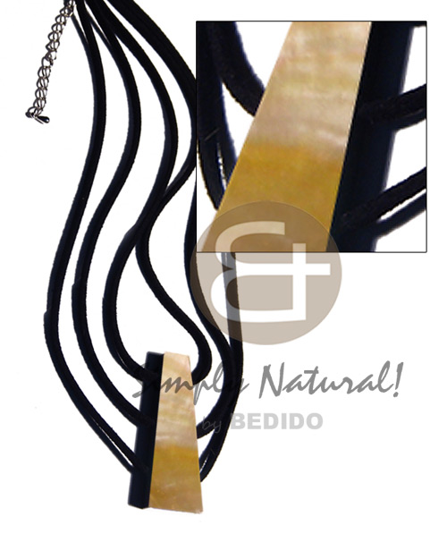 50mmx18mm Triangular Laminated Mop Pendant