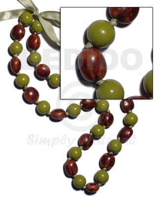 lei / rubber seeds and round wood beads 20mm in green combination/ 34 in.adjustable - Leis