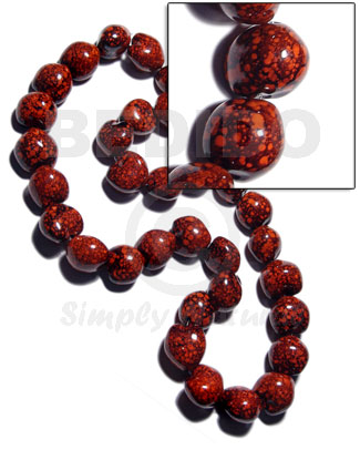 hand made 32 pcs. of kukui nuts Leis