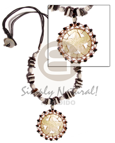 Carved round floral mop Necklace with Pendant