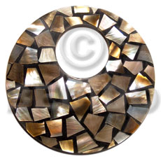 flat 65mm round black resn  laminated brownlip chips  23mm hole - Resin Pendants