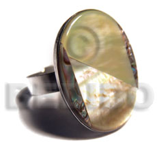 big accent haute hippie oval 28mmx25mm / adjustable metal ring/  laminated paua shell /MOP/ brownlip combination - Rings