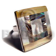 big accent haute hippie square 28mm / adjustable metal ring/  laminated paua shell and blacklip combination - Rings
