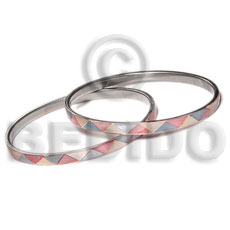 Laminated hammershell natural white pink blue zigzag Shell Bangles