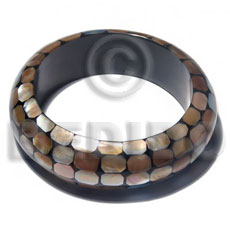 H=37mm thickness=10mm inner diameter=65mm brownlip Shell Bangles