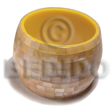 chunky bangle  orange hammershell blocking in bright orange resin / ht= 60mm inner diameter = 65mm thickness 10mm - Shell Bangles