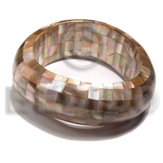 chunky wavy bangle  brownlip blocking / back to back  shell / ht= 30mm inner diameter = 65mm thickness 13mm - Shell Bangles