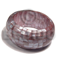 chunky bangle  violet hammershell blocking /back to back  shell / ht= 38mm inner diameter = 60mm thickness 13mm - Shell Bangles