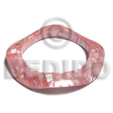 Pink kabibe shell blocking wavy Shell Bangles