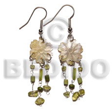 Dangling 15mm grooved mop flower Shell Earrings