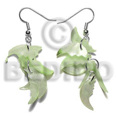 dangling 17mmx8mm pastel green hammershell 7pcs. quarter moon - Shell Earrings