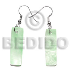 hand made Dangling 30x10mm pastel green hammershelll Shell Earrings