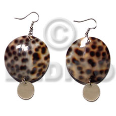 Dangling round 35mm cowrie shell Shell Earrings