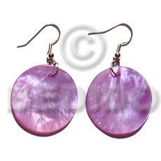 dangling 20mm round lavender hammershell - Shell Earrings