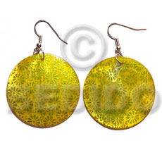 Dangling 35mm round handpainted embossed hammershell Shell Earrings