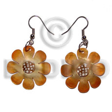 dangling 30mm flower hammershell in graduated orange  dotted skin nectar - Shell Earrings