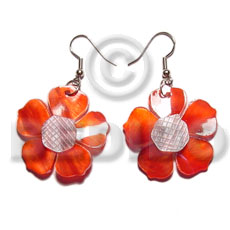 Dangling 30mm flower hammershell Shell Earrings