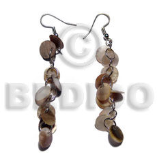 Dangling round hammershell skin Shell Earrings