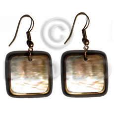 Dangling 30mmx30mm square brownlip Shell Earrings