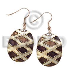 dangling 30mmx25mm oval kabibe shell , handpainted, embellished  embossed metallic gold line accent - Shell Earrings