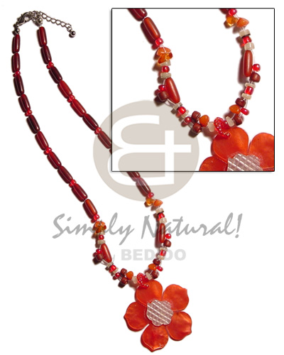 Red horn capsule hammershell Shell Necklace