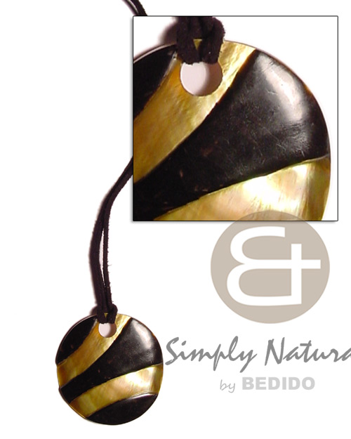 40mm brownlip zebra pendant Shell Necklace