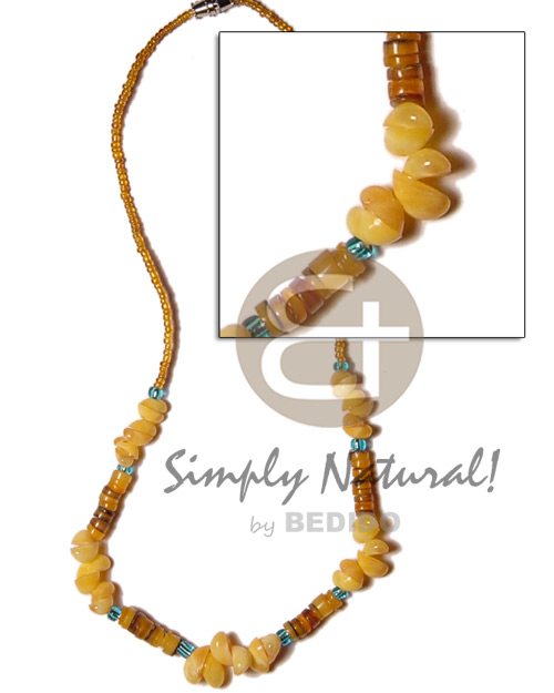 hand made Yellow mongo shell and hammershell Shell Necklace