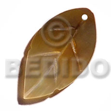 hand made Leaf brownlip 25mmx15mm Shell Pendant