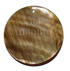 Brownlip shell round 40mm Shell Pendant