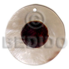 round hammershell  skin 40mm - Shell Pendants