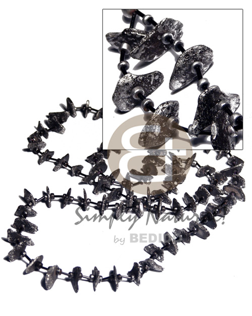 4-5mm coco Pokalet & cut beads  black coco chips  silver metallic splashing / 36 in. - Womens Necklace