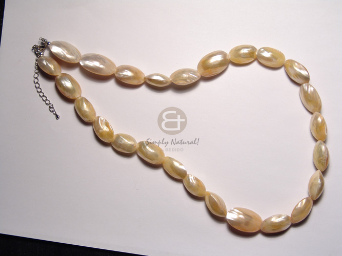 hand made 4-5mm white clam dotted Womens Necklace