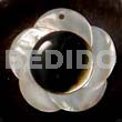 Scallop Flower Hammershell Black Tab