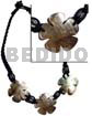 3 Pcs. 30mm Blacklip Flower