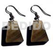 Dangling 18mmx14mm Pyramid Blacklip Black