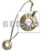Round Spinning Wheel Blacklip In